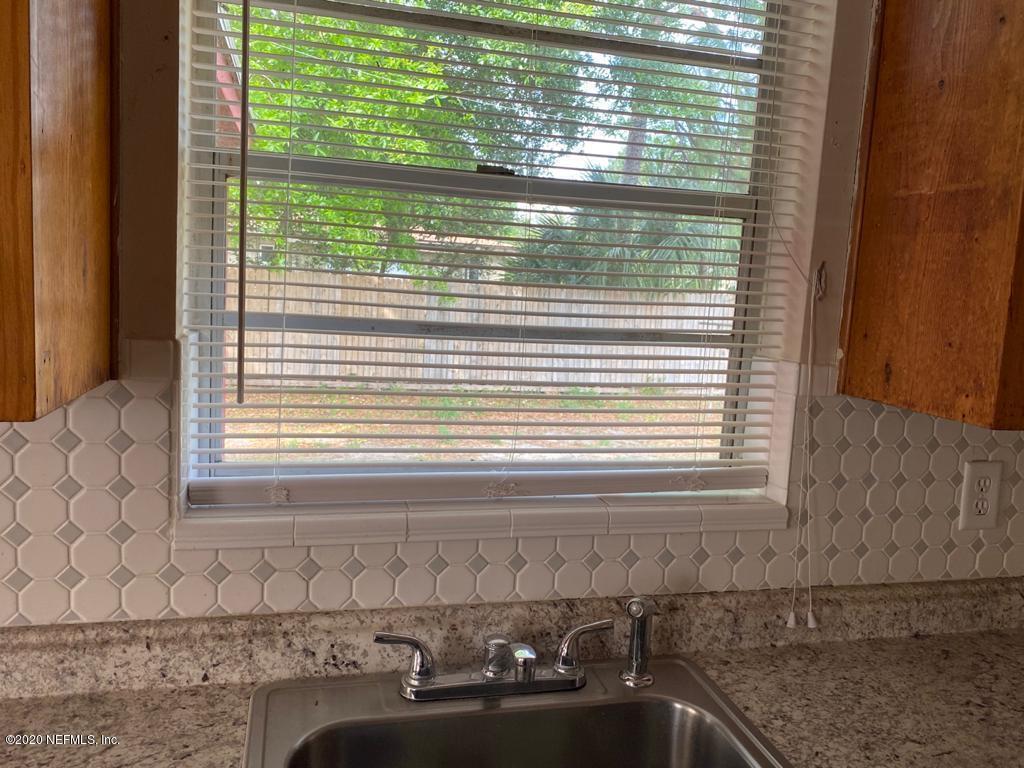 7503 Merrill Road Jacksonville, FL 32277 - Photo 20 of 23 Kitchen view