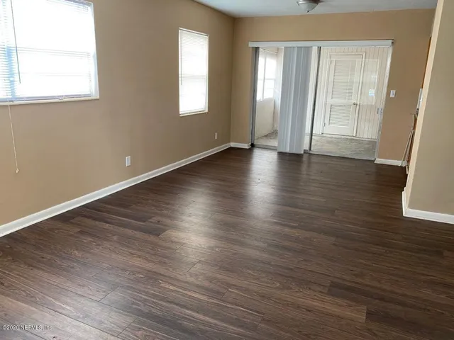 $1,200 | 7503 Merrill Road, Jacksonville, FL 32277