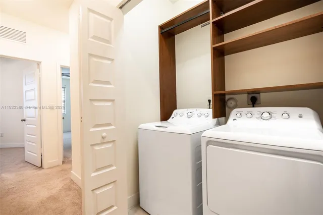 $599,999 | 15824 Northwest 91st Court, Miami Lakes, FL 33018