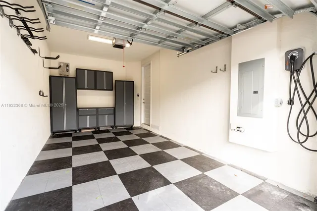 $599,999 | 15824 Northwest 91st Court, Miami Lakes, FL 33018