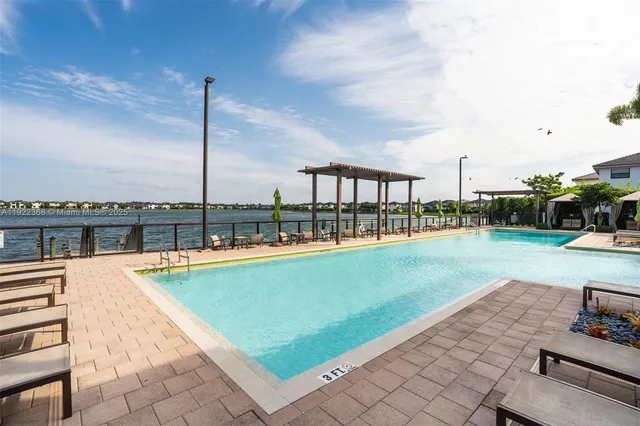 $599,999 | 15824 Northwest 91st Court, Miami Lakes, FL 33018