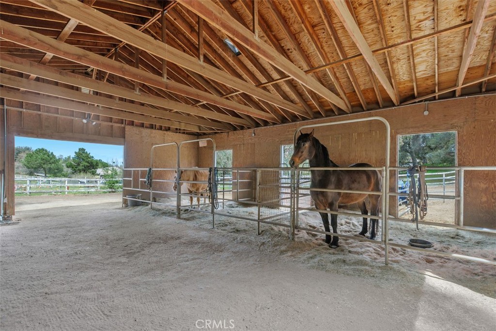 35105 Loma Road Lake Elsinore, CA 92530 - Photo 4 of 55 Huge barn