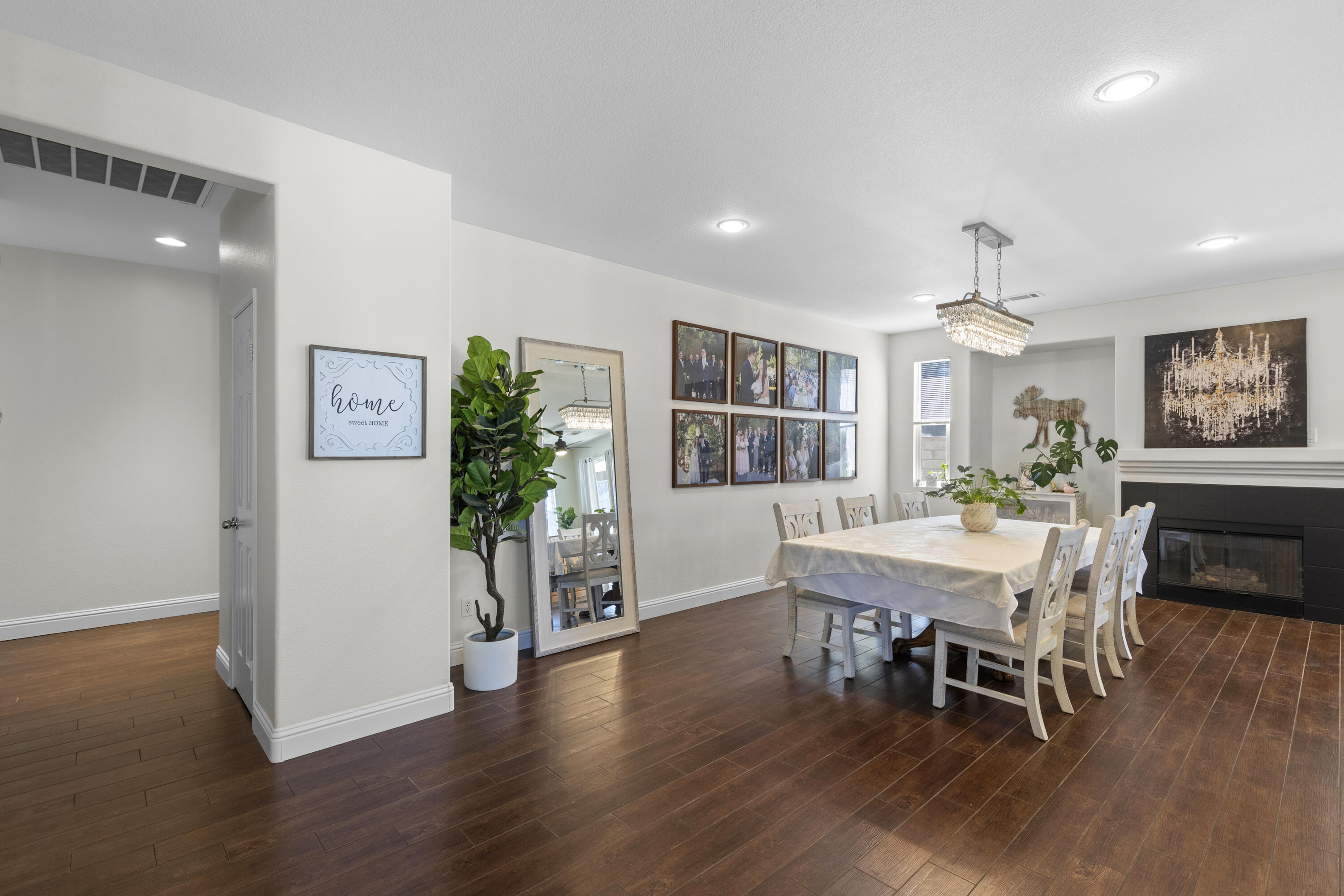 1309 Miranda Court Tehachapi, CA 93561 - Photo 7 of 29 6Y9A7169