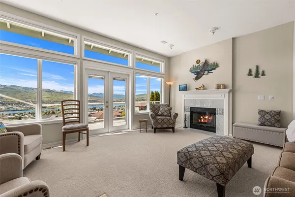 $969,000 | 591 Daniels Drive Northeast, East Wenatchee, WA 98802
