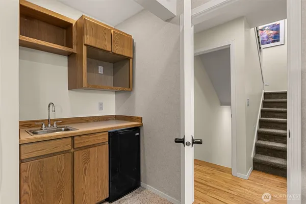 $969,000 | 591 Daniels Drive Northeast, East Wenatchee, WA 98802