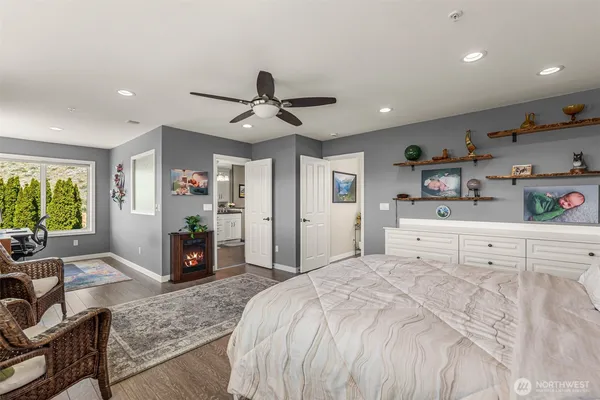 $969,000 | 591 Daniels Drive Northeast, East Wenatchee, WA 98802