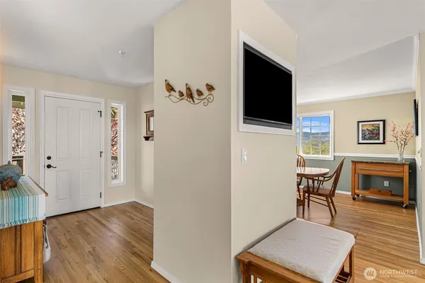 $969,000 | 591 Daniels Drive Northeast, East Wenatchee, WA 98802