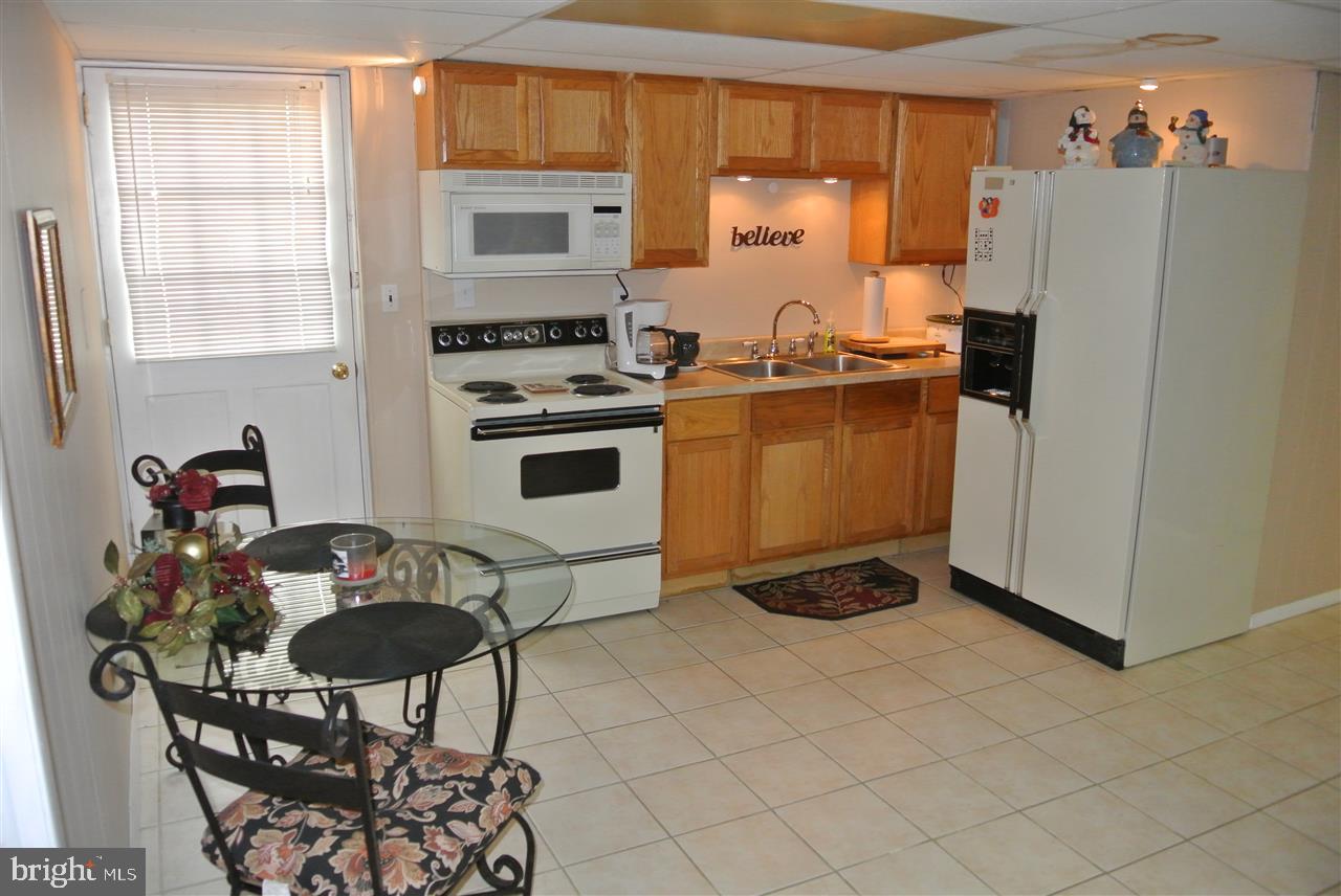 4248 Snavely Road Elizabethtown, PA 17022 - Photo 11 of 23 Gallery Image 11