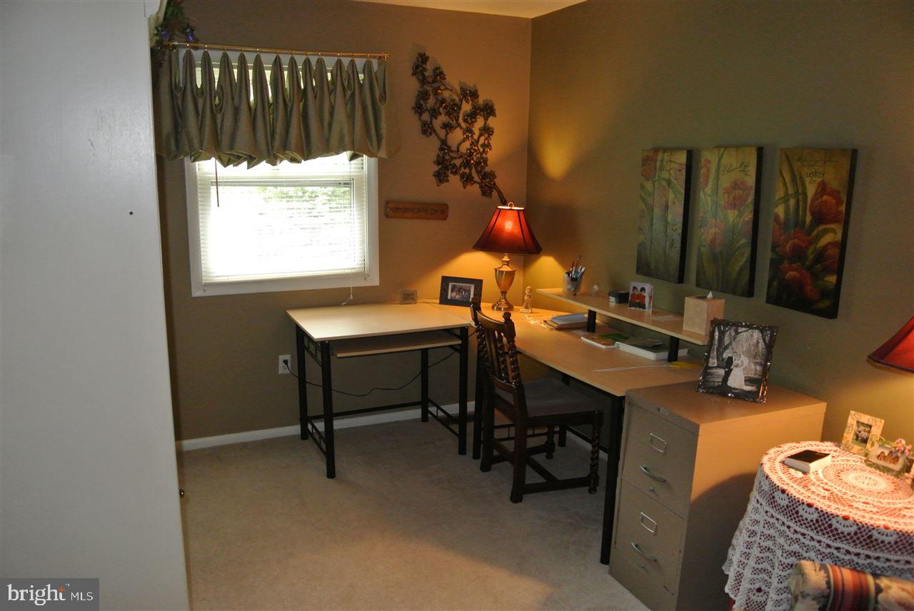 4248 Snavely Road Elizabethtown, PA 17022 - Photo 15 of 23 Gallery Image 15