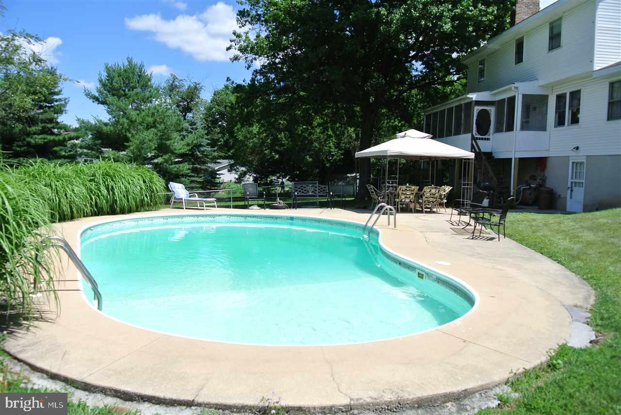 4248 Snavely Road Elizabethtown, PA 17022 - Photo 20 of 23 Gallery Image 20