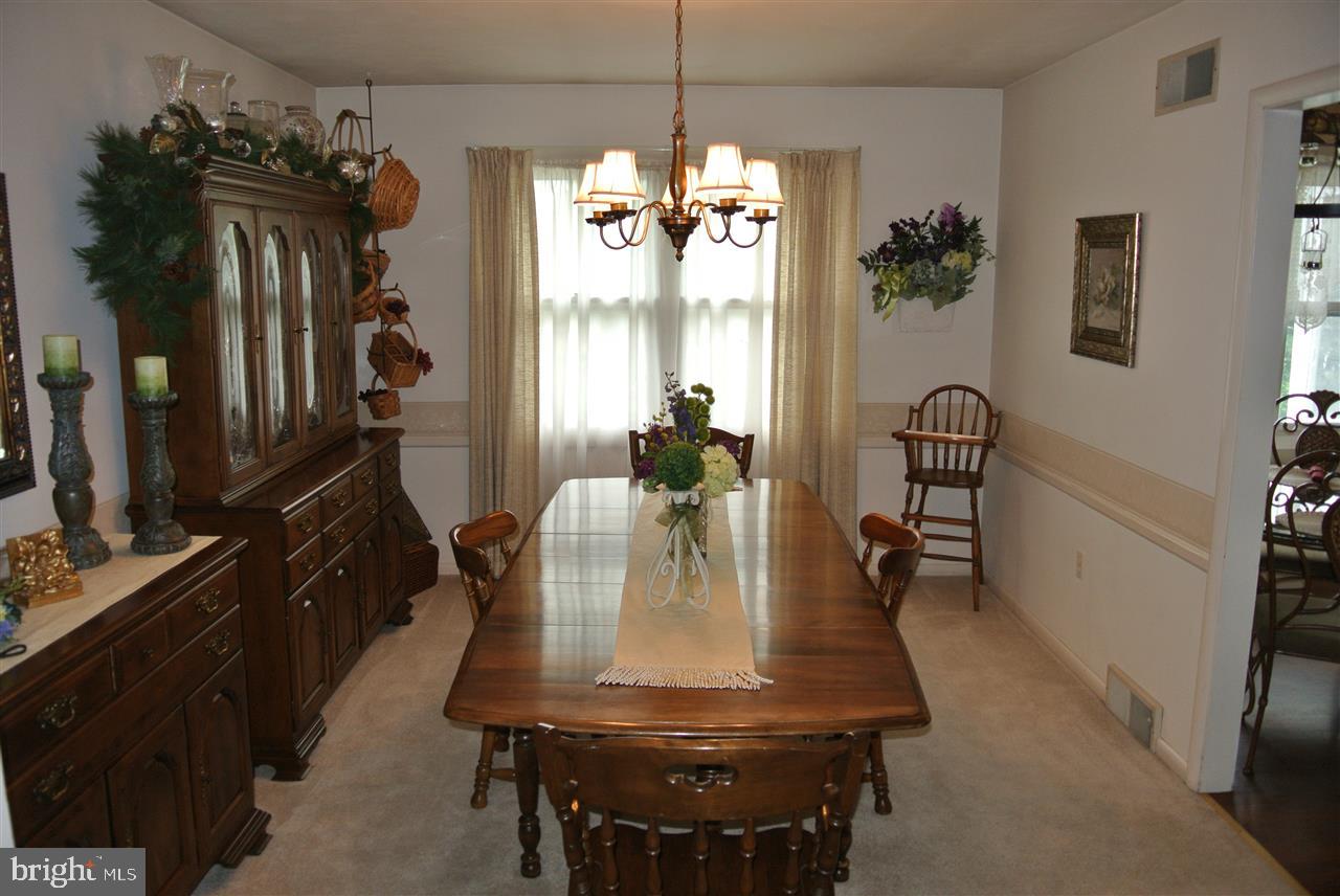 4248 Snavely Road Elizabethtown, PA 17022 - Photo 3 of 23 Gallery Image 3