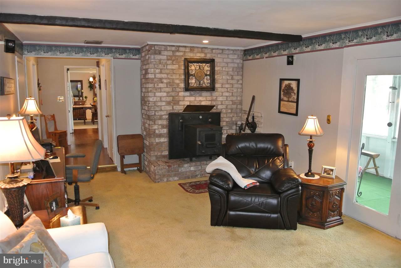 4248 Snavely Road Elizabethtown, PA 17022 - Photo 8 of 23 Gallery Image 8