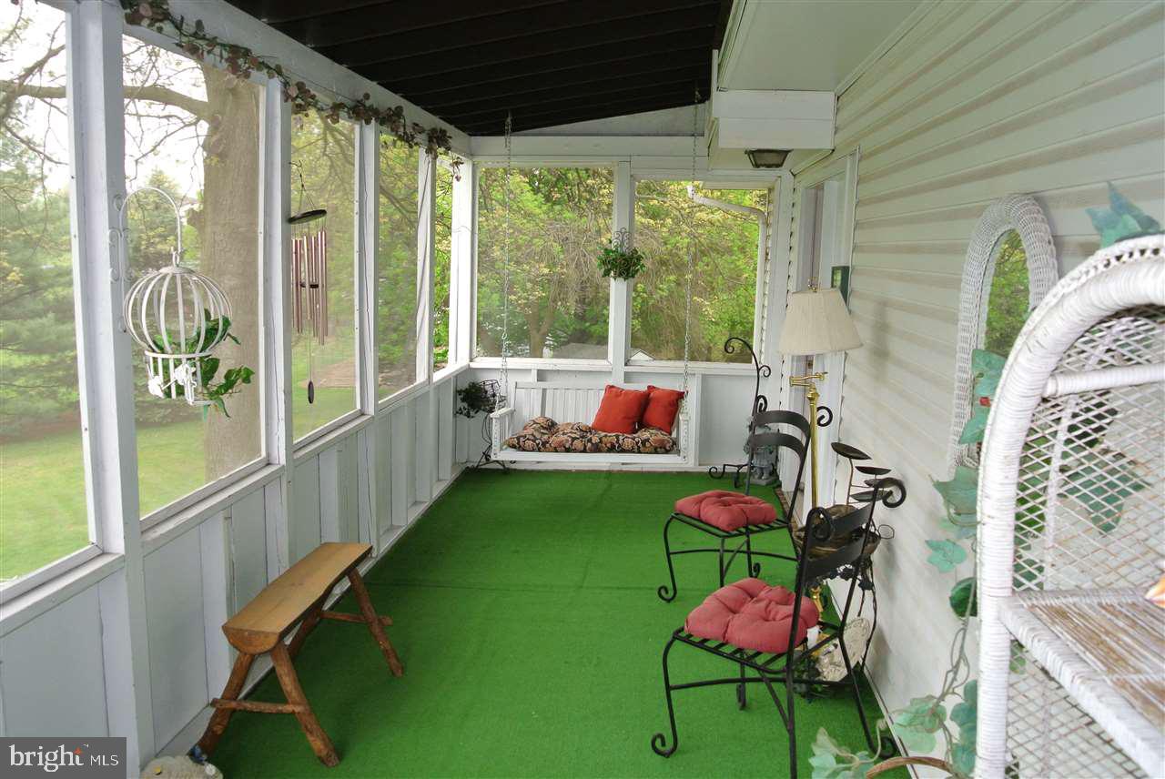 4248 Snavely Road Elizabethtown, PA 17022 - Photo 9 of 23 Gallery Image 9