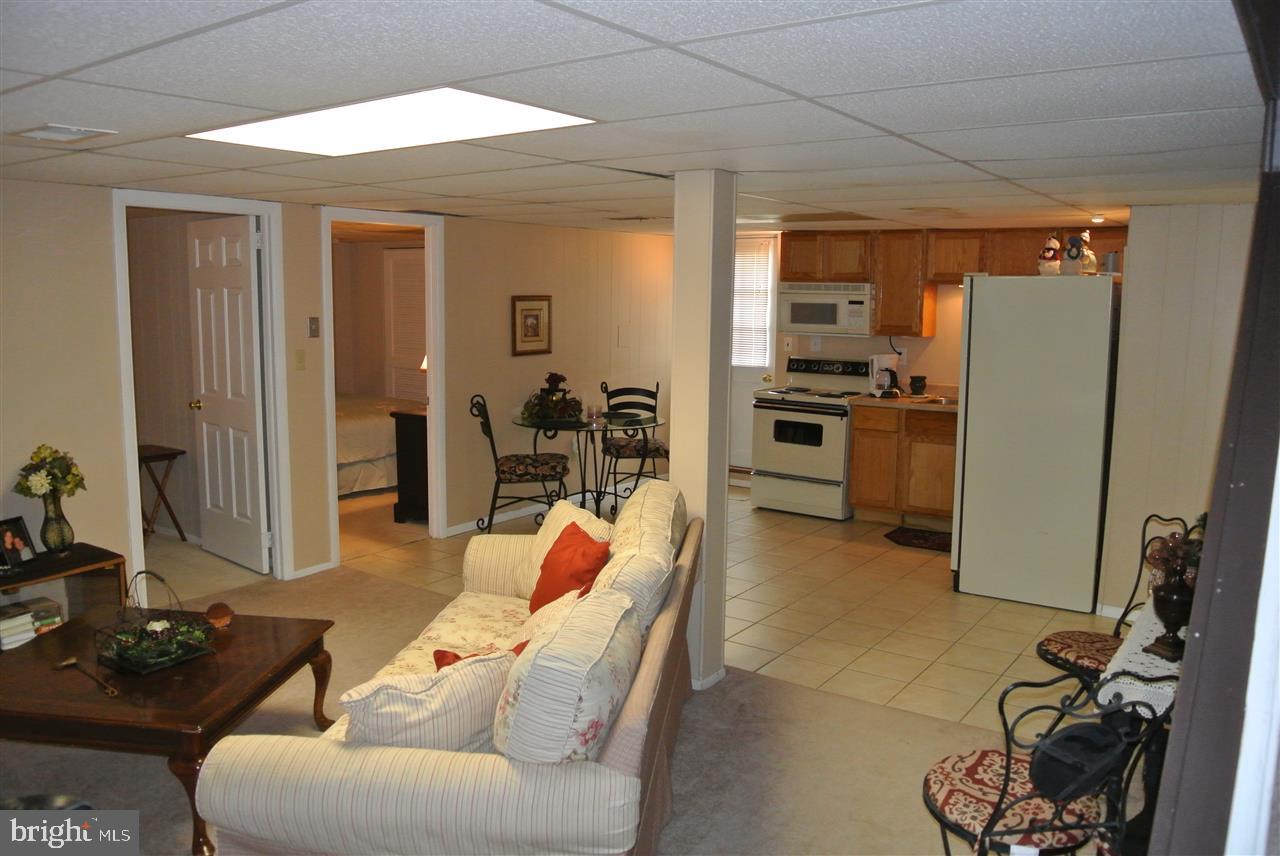 4248 Snavely Road Elizabethtown, PA 17022 - Photo 10 of 23 Gallery Image 10