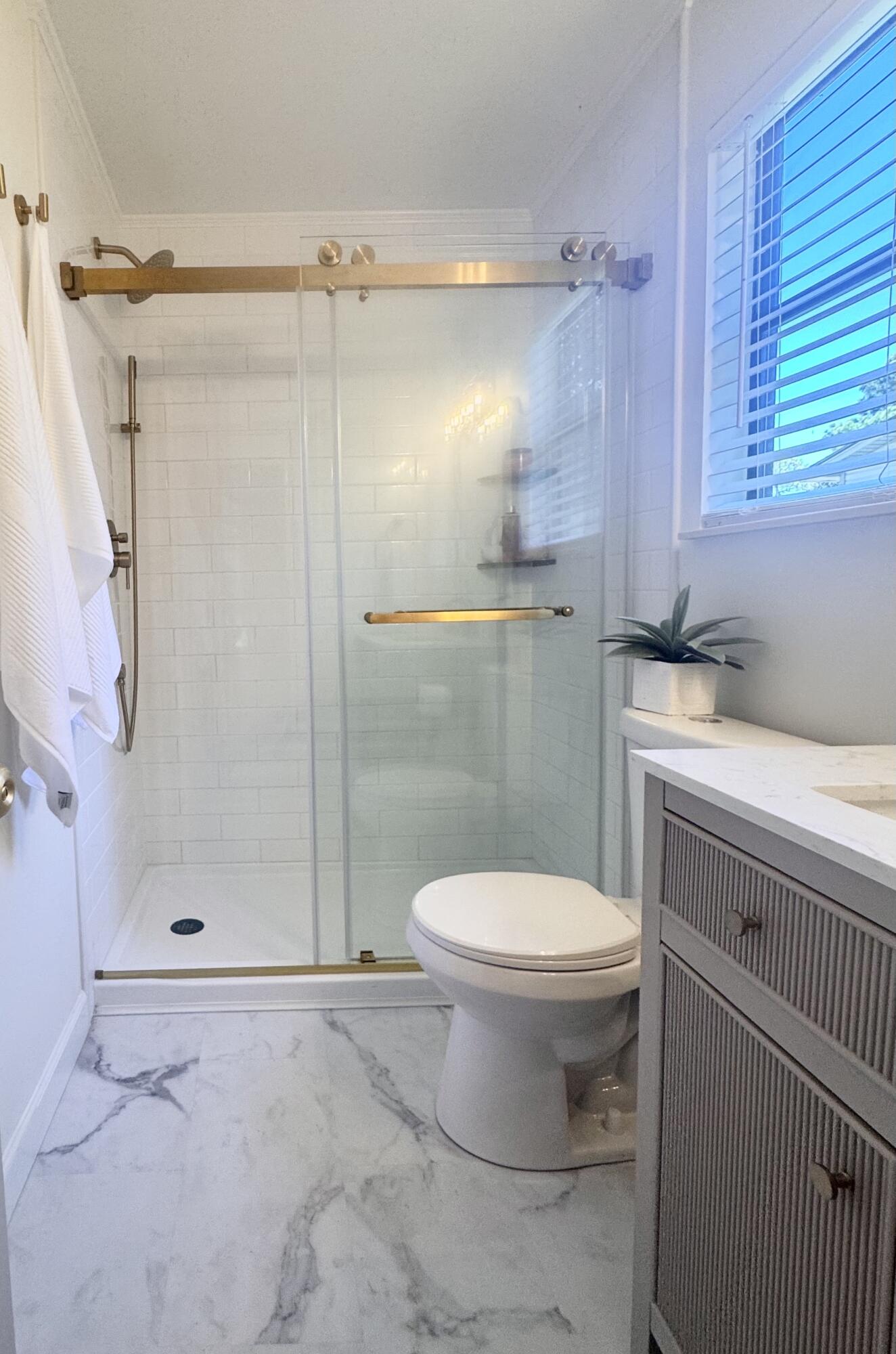 2010 Armory Drive Mount Pleasant, SC 29466 - Photo 12 of 24 MasterBath