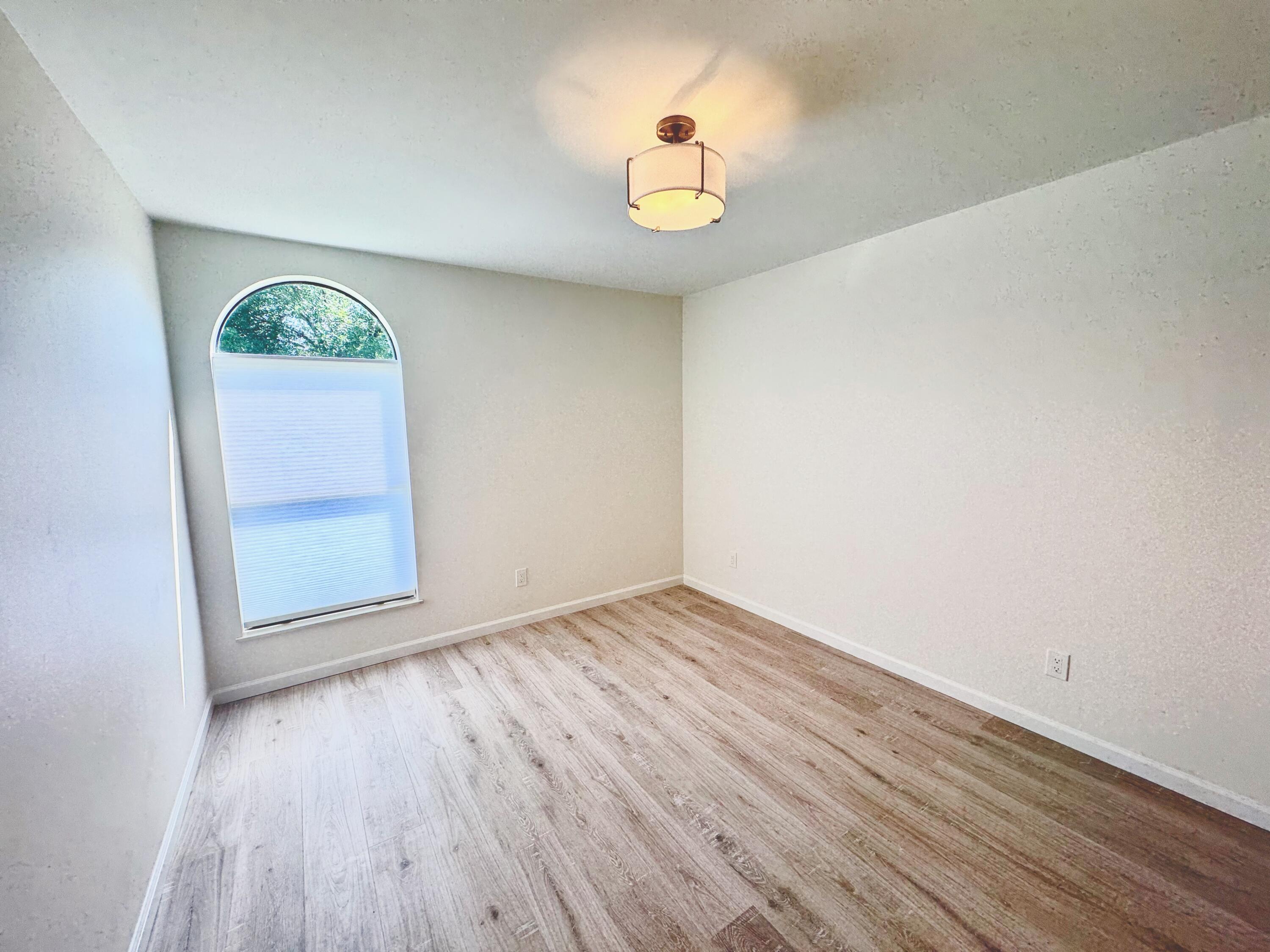 2010 Armory Drive Mount Pleasant, SC 29466 - Photo 16 of 24 IMG_2196