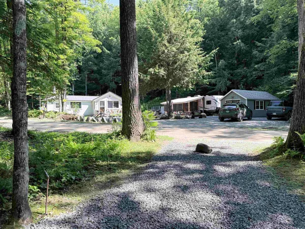 $339,000 | 729 Davis Road, Cavendish, VT 05153