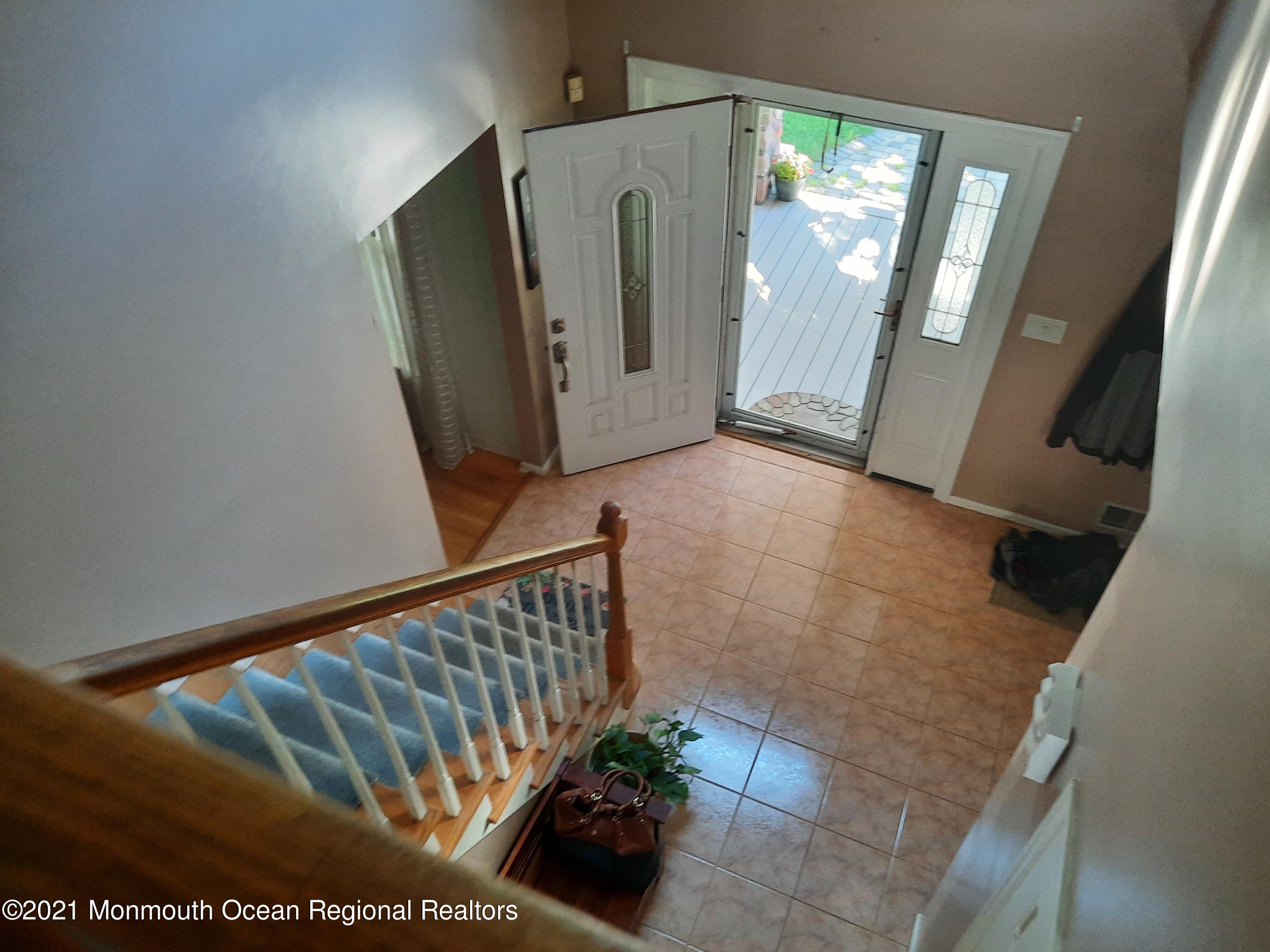 5 Dunhill Road Jackson, NJ 08527 - Photo 3 of 11 a view of entryway