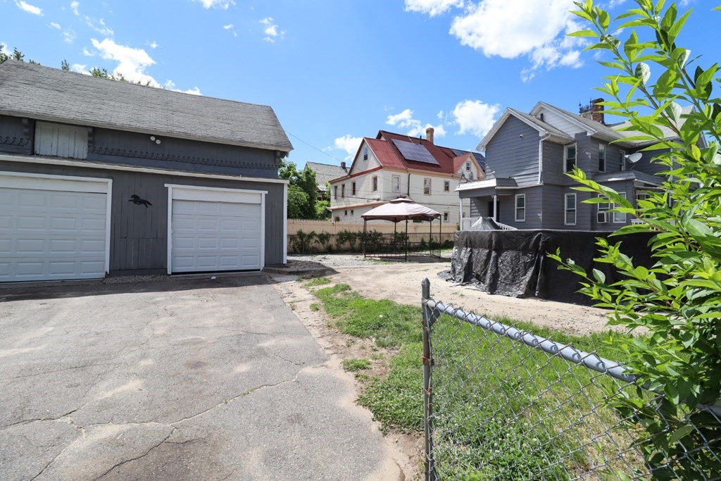 243-245 Orange Street Springfield, MA 01108 - Photo 3 of 20