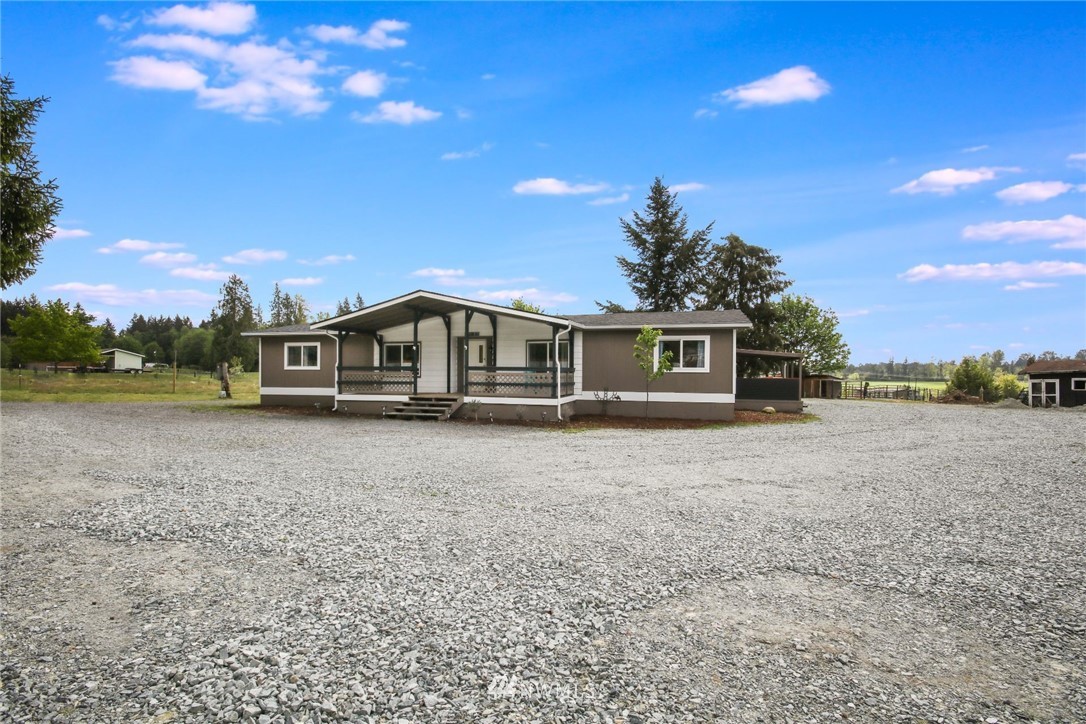 30524 Webster Road East Graham, WA 98338 - Photo 2 of 26