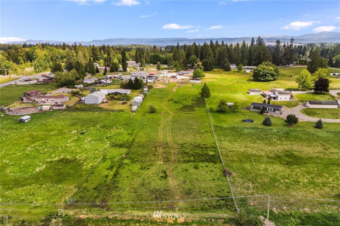 30524 Webster Road East Graham, WA 98338 - Photo 5 of 26