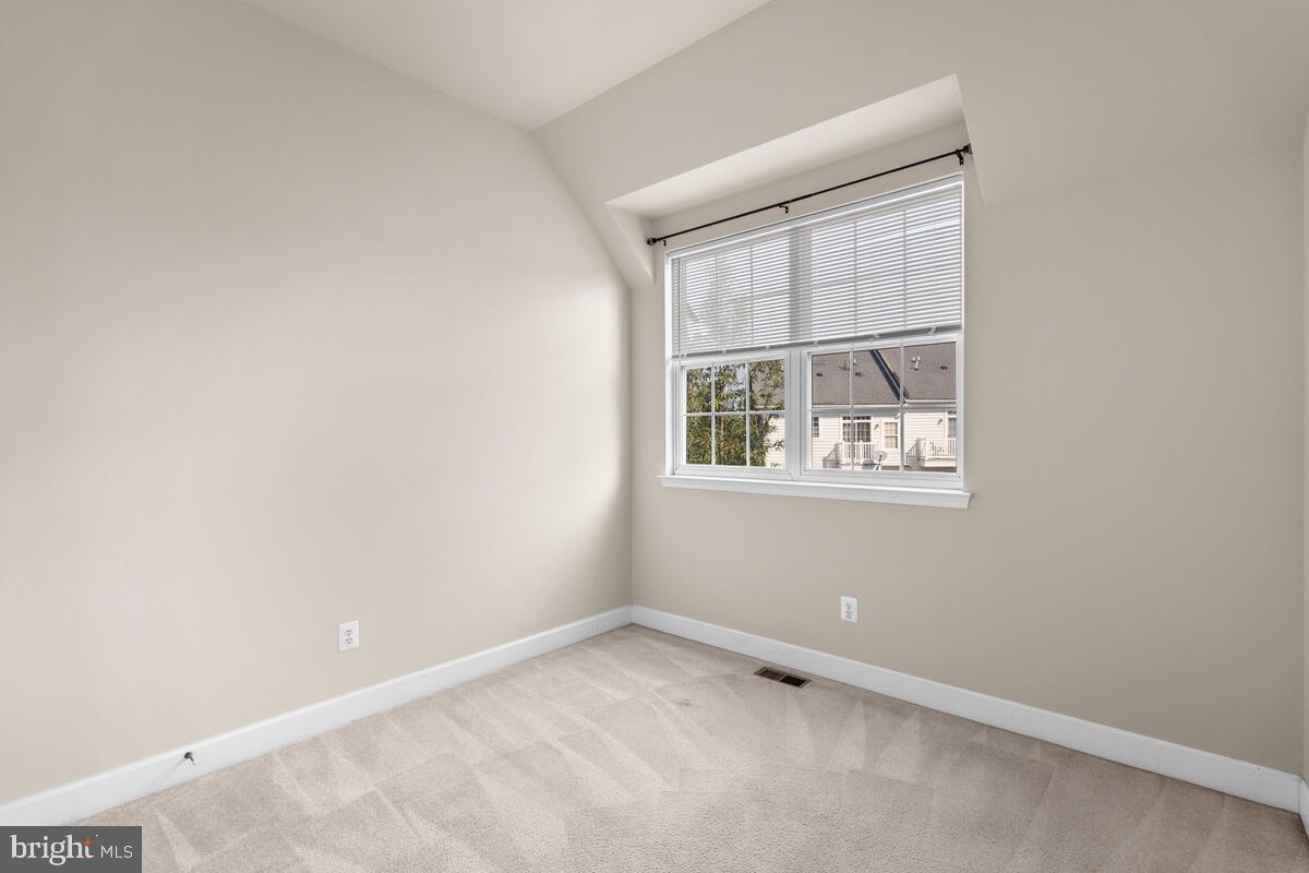 13626 Dover Cliffs Place Germantown, MD 20874 - Photo 25 of 32