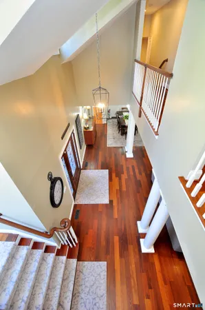 $995,000 | 82 Indian Hill Road, Canton, CT 06019