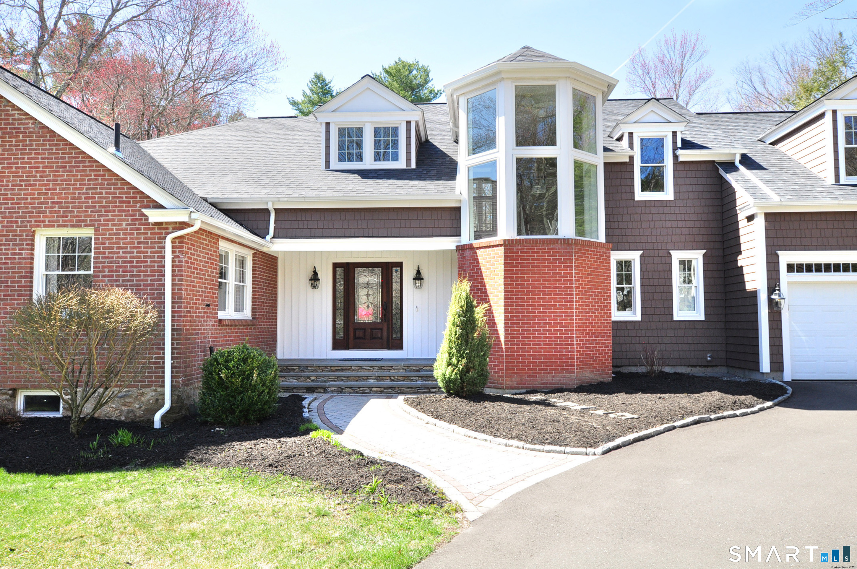 82 Indian Hill Road Canton, CT 06019 - Photo 2 of 41 Striking exterior!