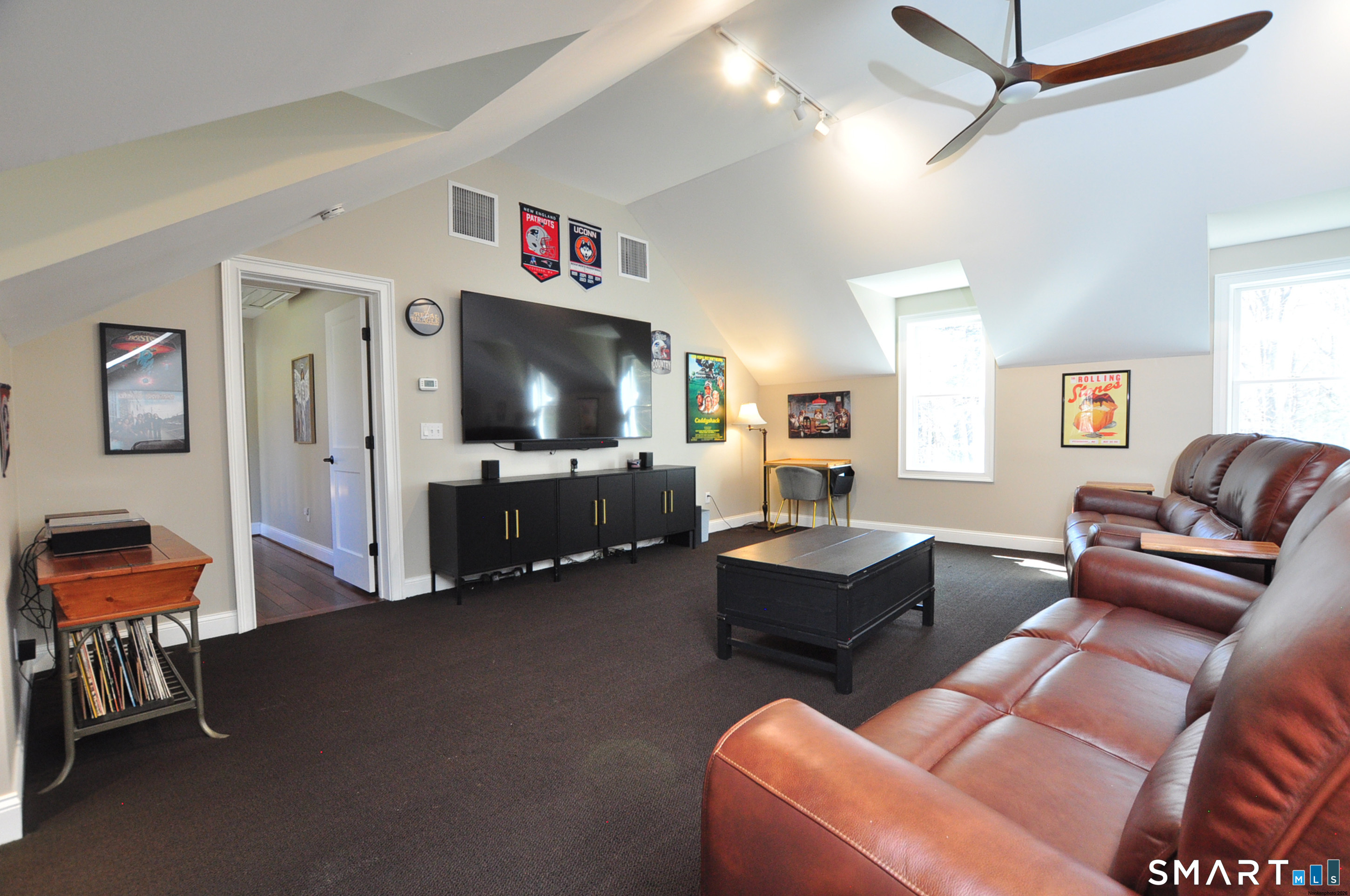 82 Indian Hill Road Canton, CT 06019 - Photo 25 of 41 Bonus area on the upper level. Perfect for family time!