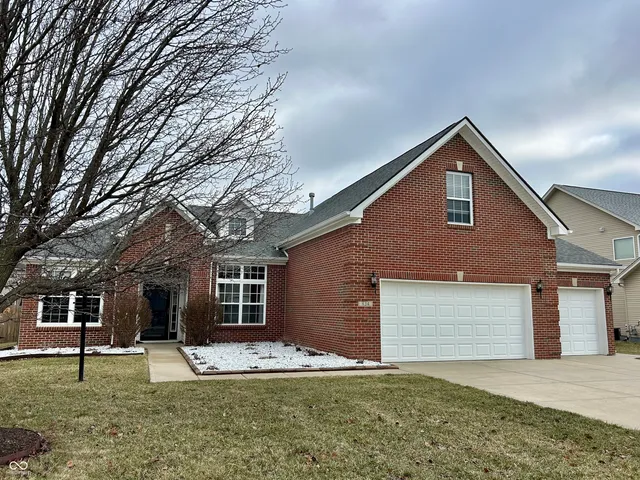 $419,500 | 834 Bristle Lake Drive, Brownsburg, IN 46112