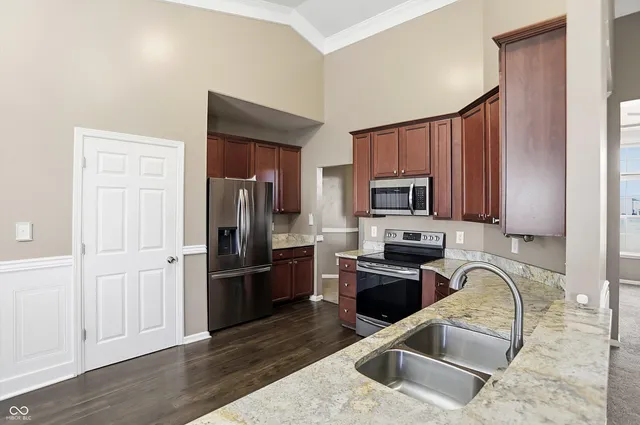 $419,500 | 834 Bristle Lake Drive, Brownsburg, IN 46112