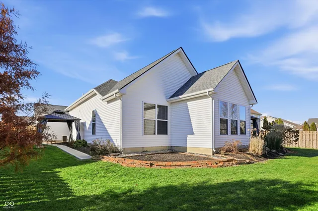 $419,500 | 834 Bristle Lake Drive, Brownsburg, IN 46112