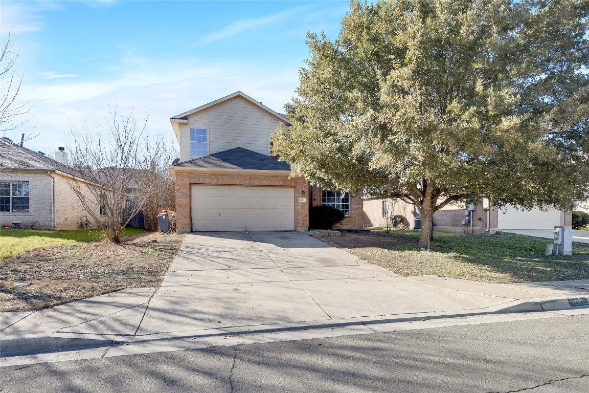 a house view with a outdoor space
