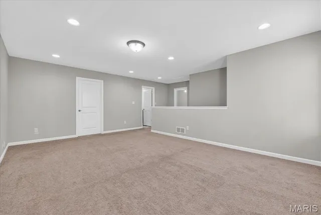 $2,800 | 26 Rydal Place, St. Charles, MO 63303