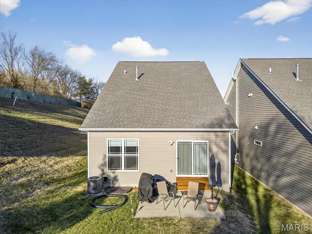 $2,800 | 26 Rydal Place, St. Charles, MO 63303