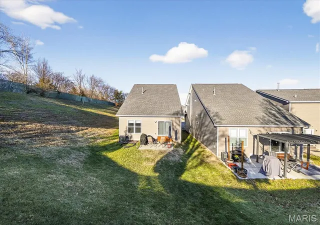 $2,800 | 26 Rydal Place, St. Charles, MO 63303