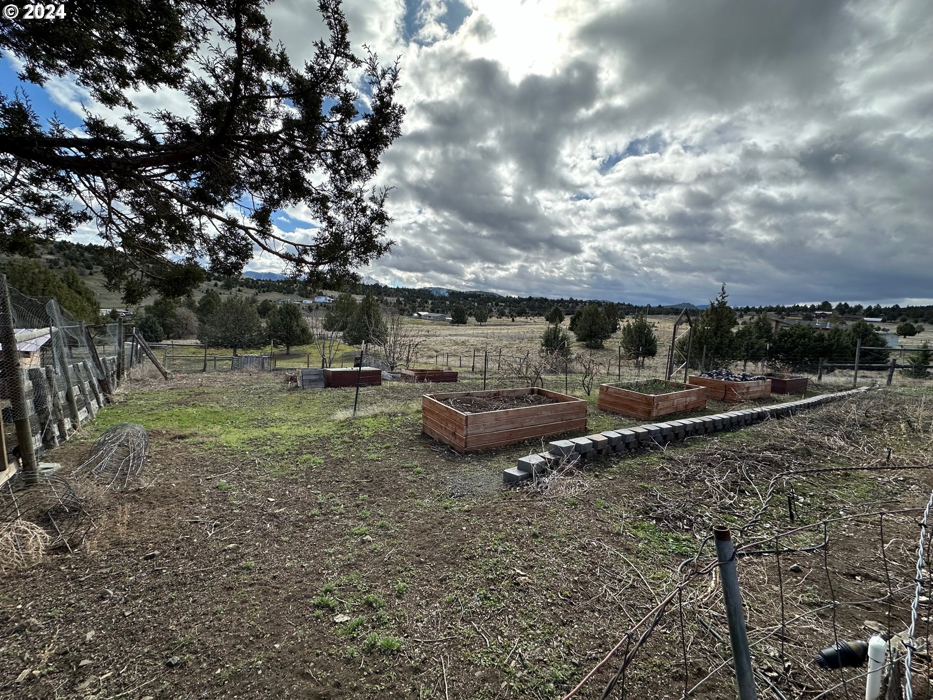 26331 Lay Cock Creek Road Mount Vernon, OR 97865 - Photo 29 of 47 Gallery Image 29