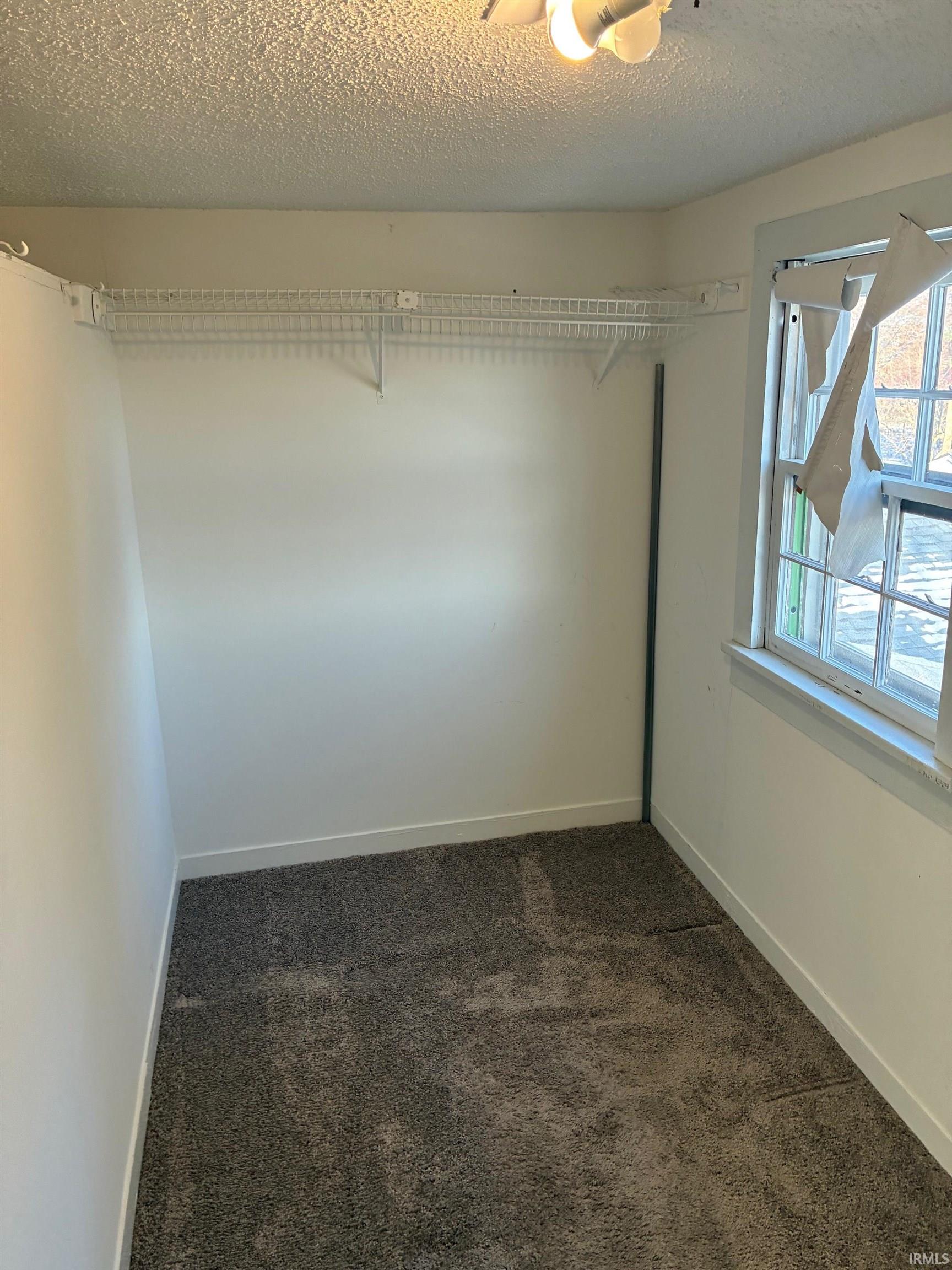 7059 Beal Road Vincennes, IN 47591 - Photo 1 of 27