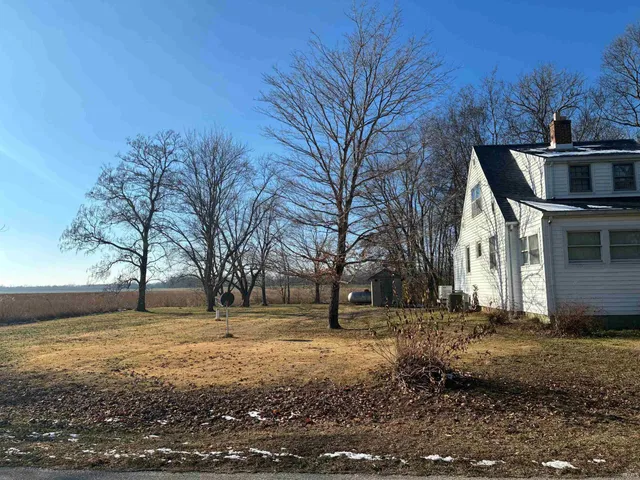 $169,900 | 7059 Beal Road, Vincennes, IN 47591