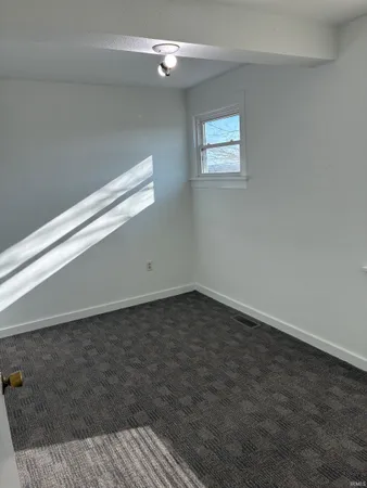 $169,900 | 7059 Beal Road, Vincennes, IN 47591