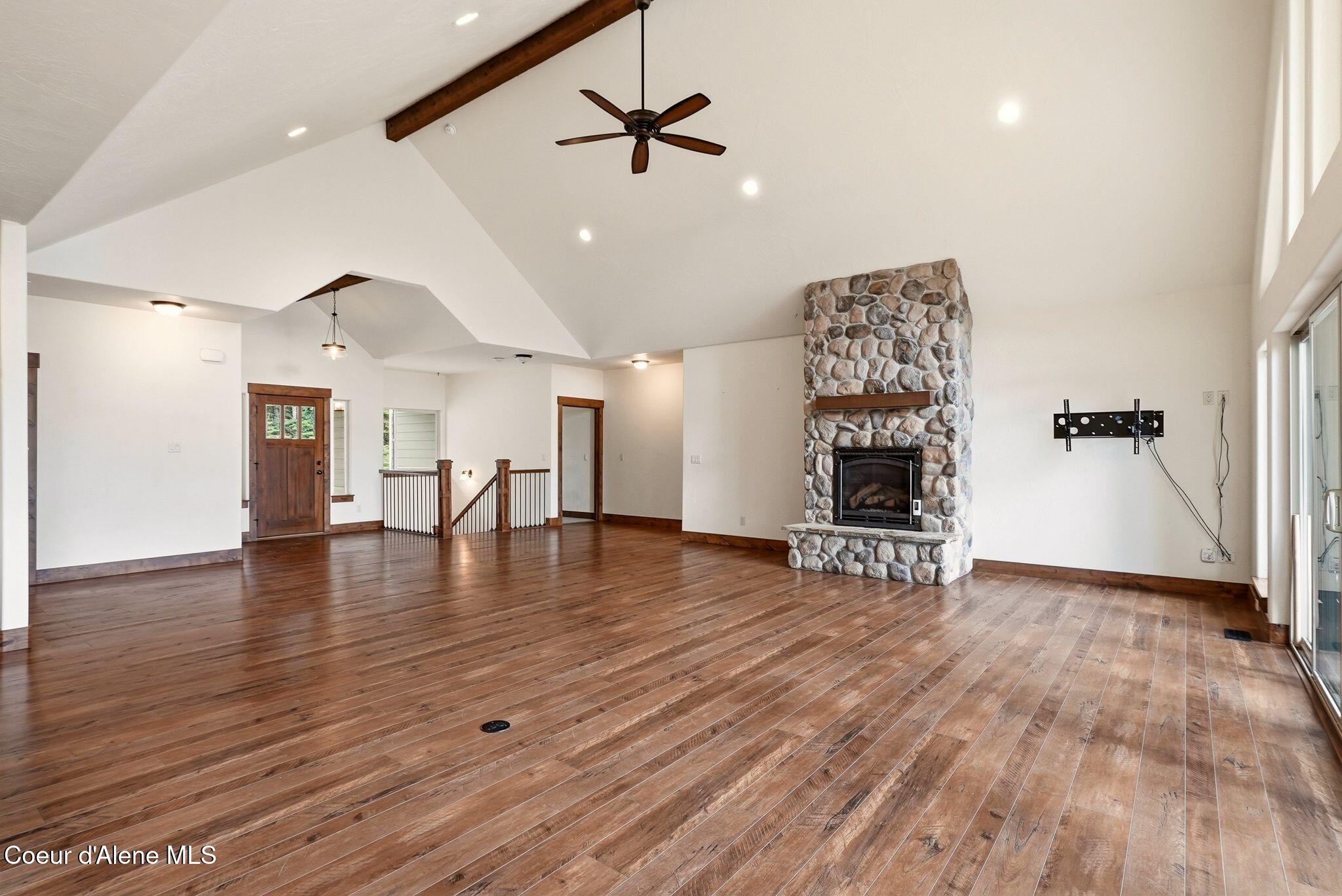5774 West Kidd Island Road Coeur D'Alene, ID 83814 - Photo 11 of 66 Inside-Media-Kidd-8