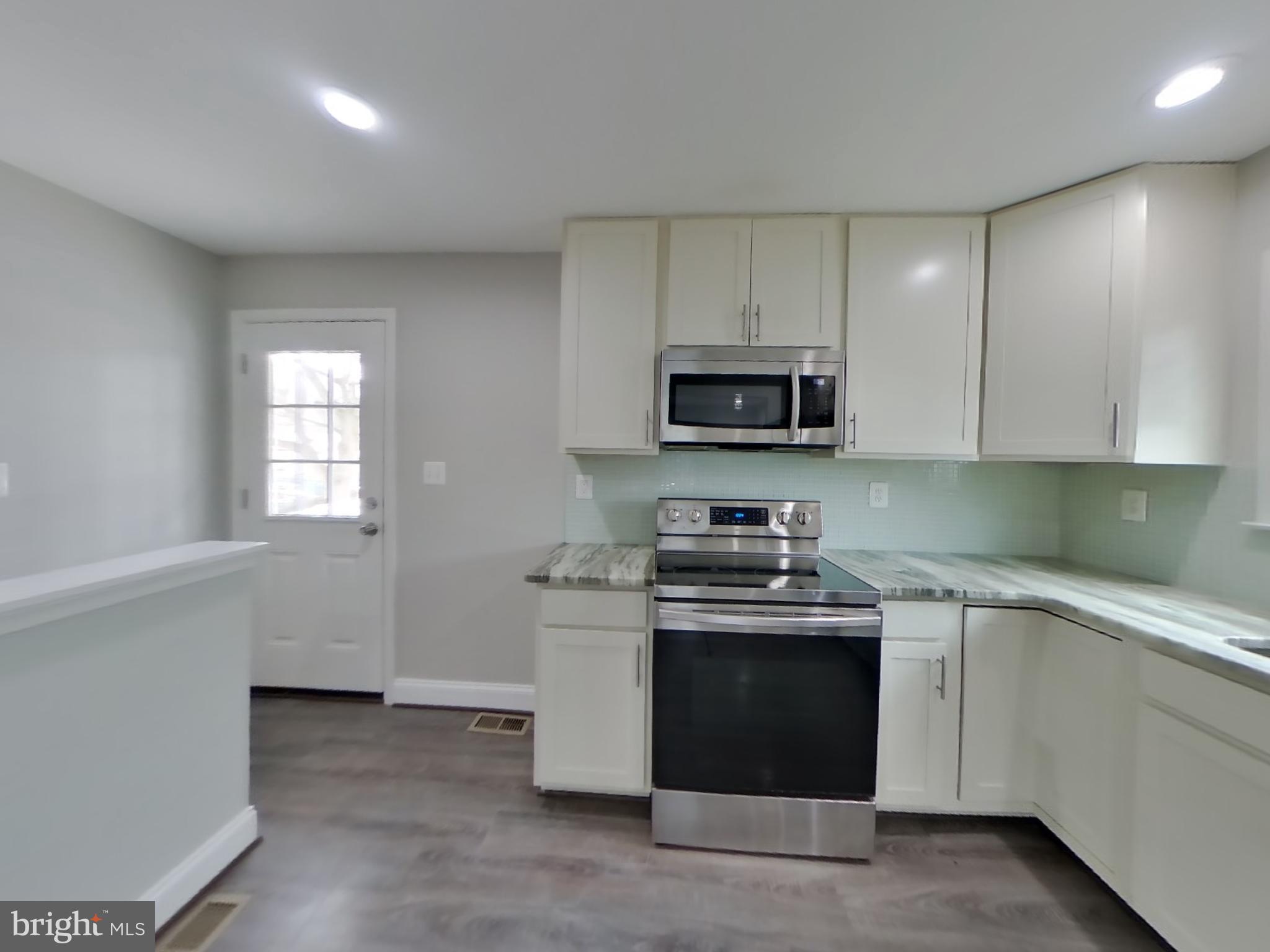 106 Oakmere Road Owings Mills, MD 21117 - Photo 5 of 17