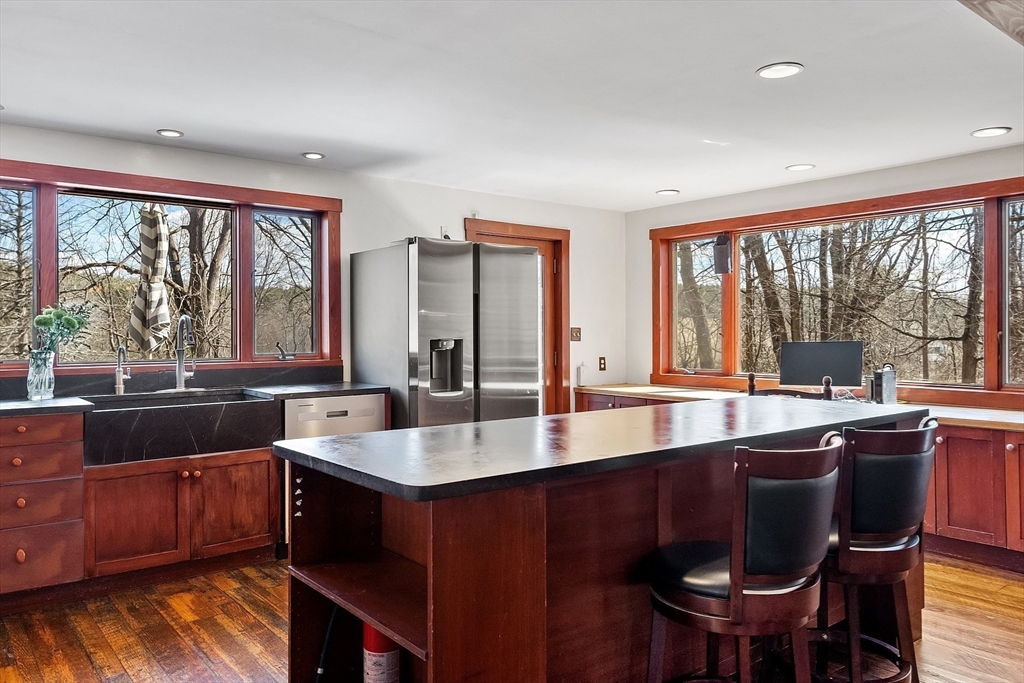 291 Still River Road Harvard, MA 01451 - Photo 7 of 42