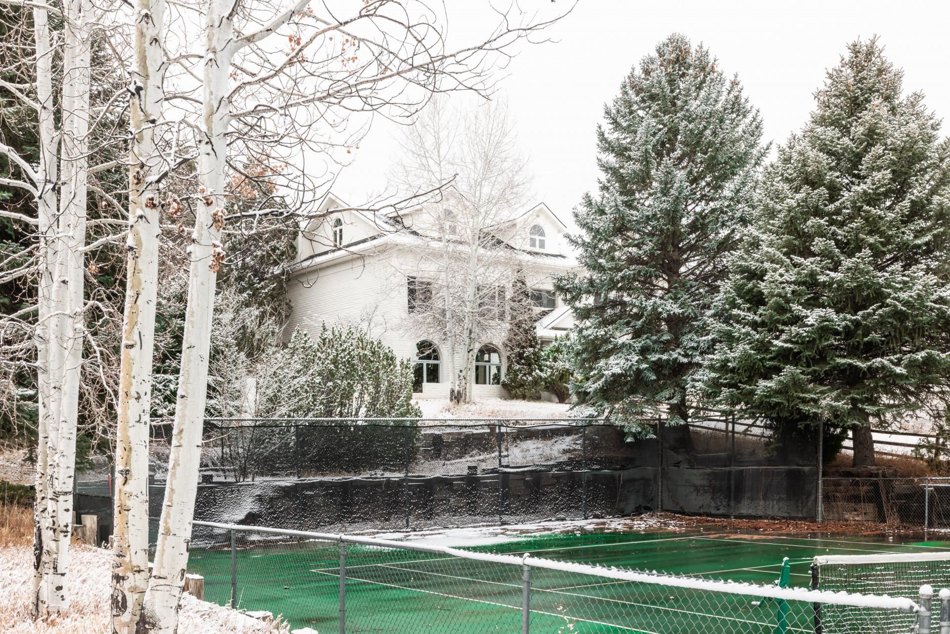 2619 H Road Grand Junction, CO 81506 - Photo 5 of 39 a view of a yard in front of a house
