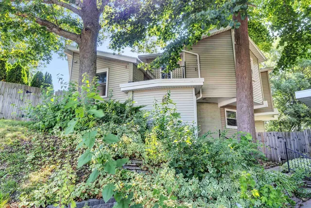 $314,000 | 856 Alpine Drive, Green Bay, WI 54311