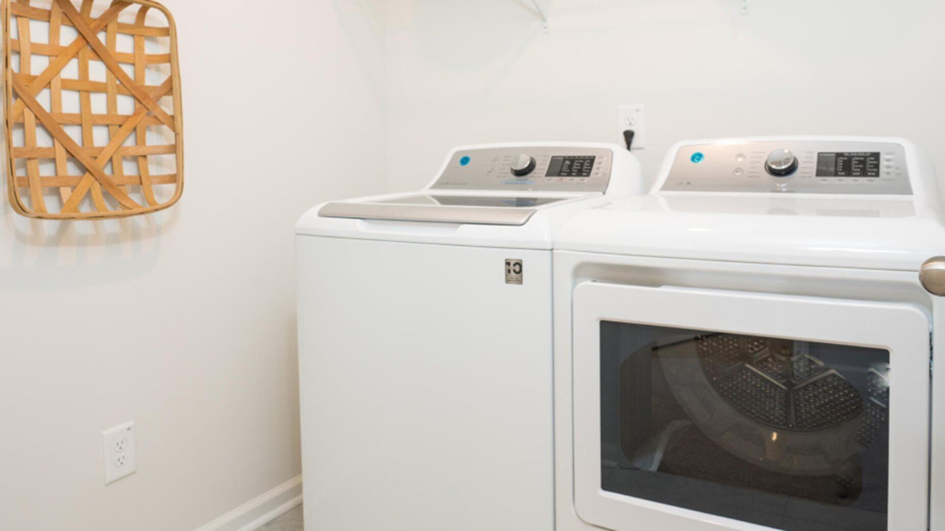 369 Pine Crest View Drive Summerville, SC 29486 - Photo 12 of 17 Laundry Room
