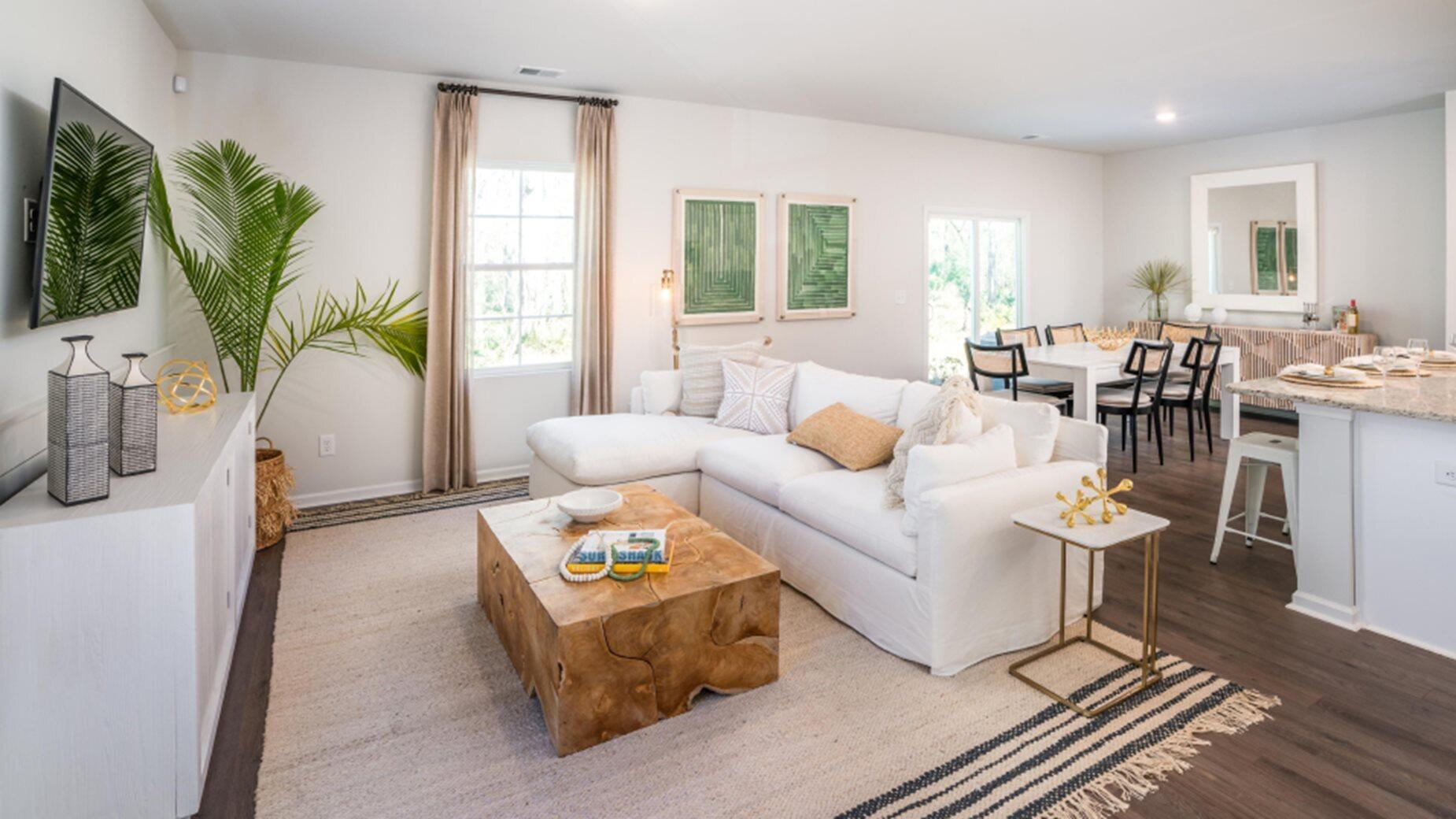 369 Pine Crest View Drive Summerville, SC 29486 - Photo 9 of 17 Family Room