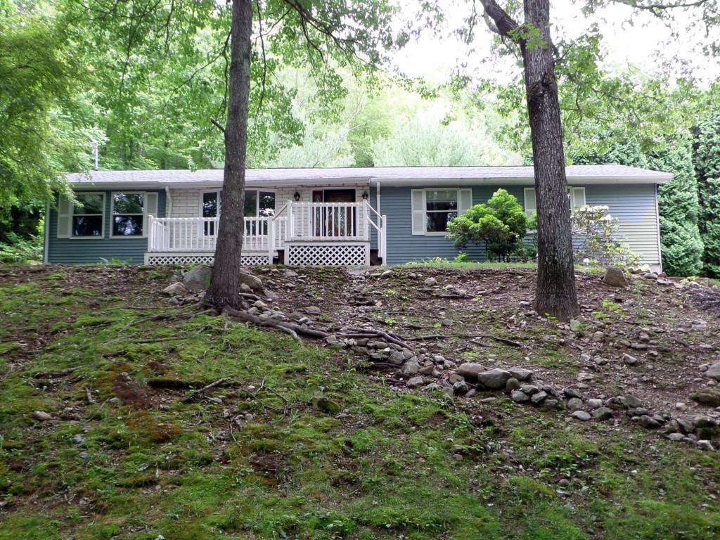 162 Seymour Road Woodbridge, CT 06525 - Photo 1 of 1 Gallery Image 1