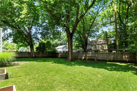 $539,000 | 1204 West 70th Terrace, Kansas City, MO 64113