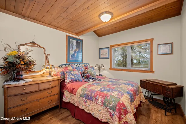 $1,545,000 | 2094 East Driftwood Heights Drive, Harrison, ID 83833